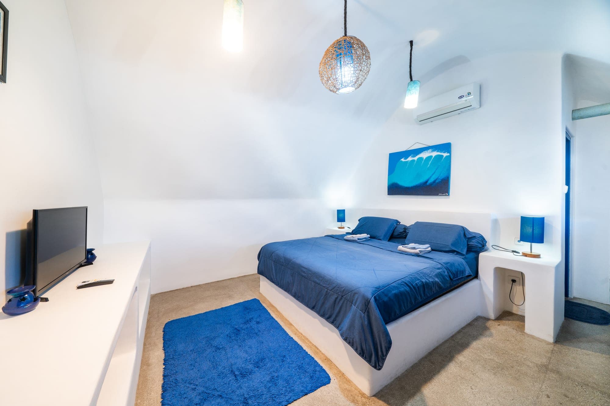 Bali Bio Villas — Santorini room