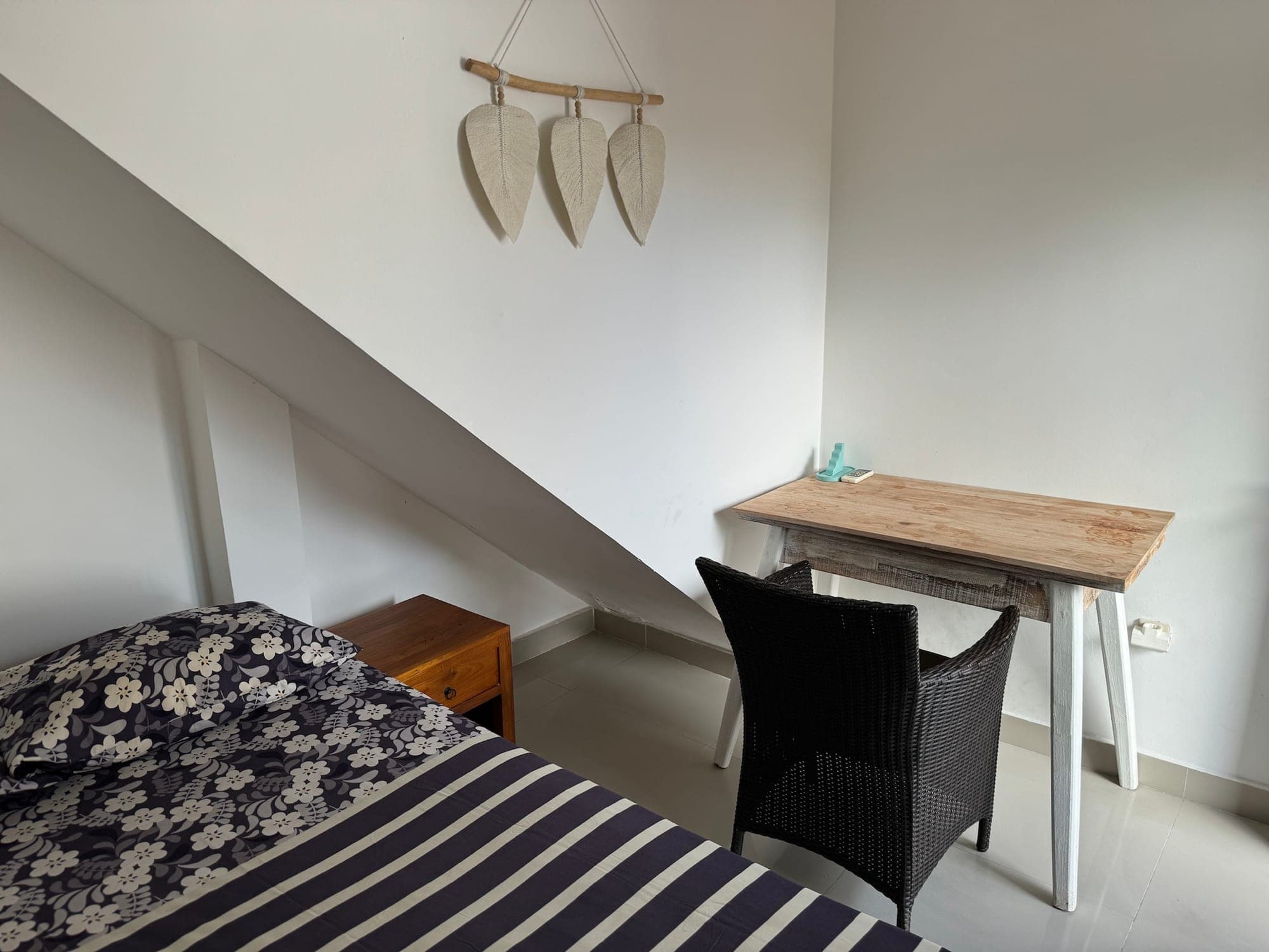Surf Bali Villa — Room with shared bathroom 1