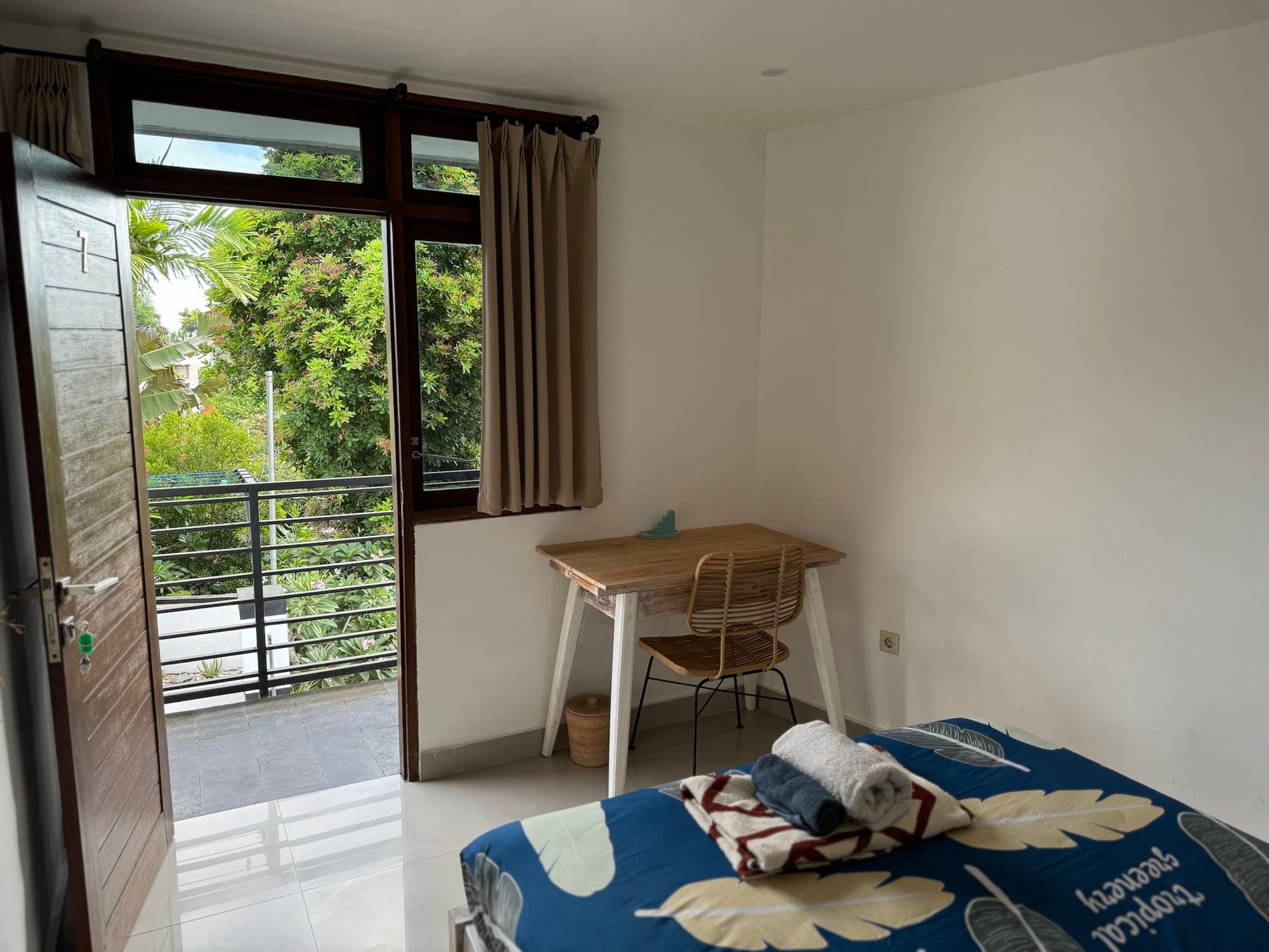 Surf Bali Villa — Room with shared bathroom 2
