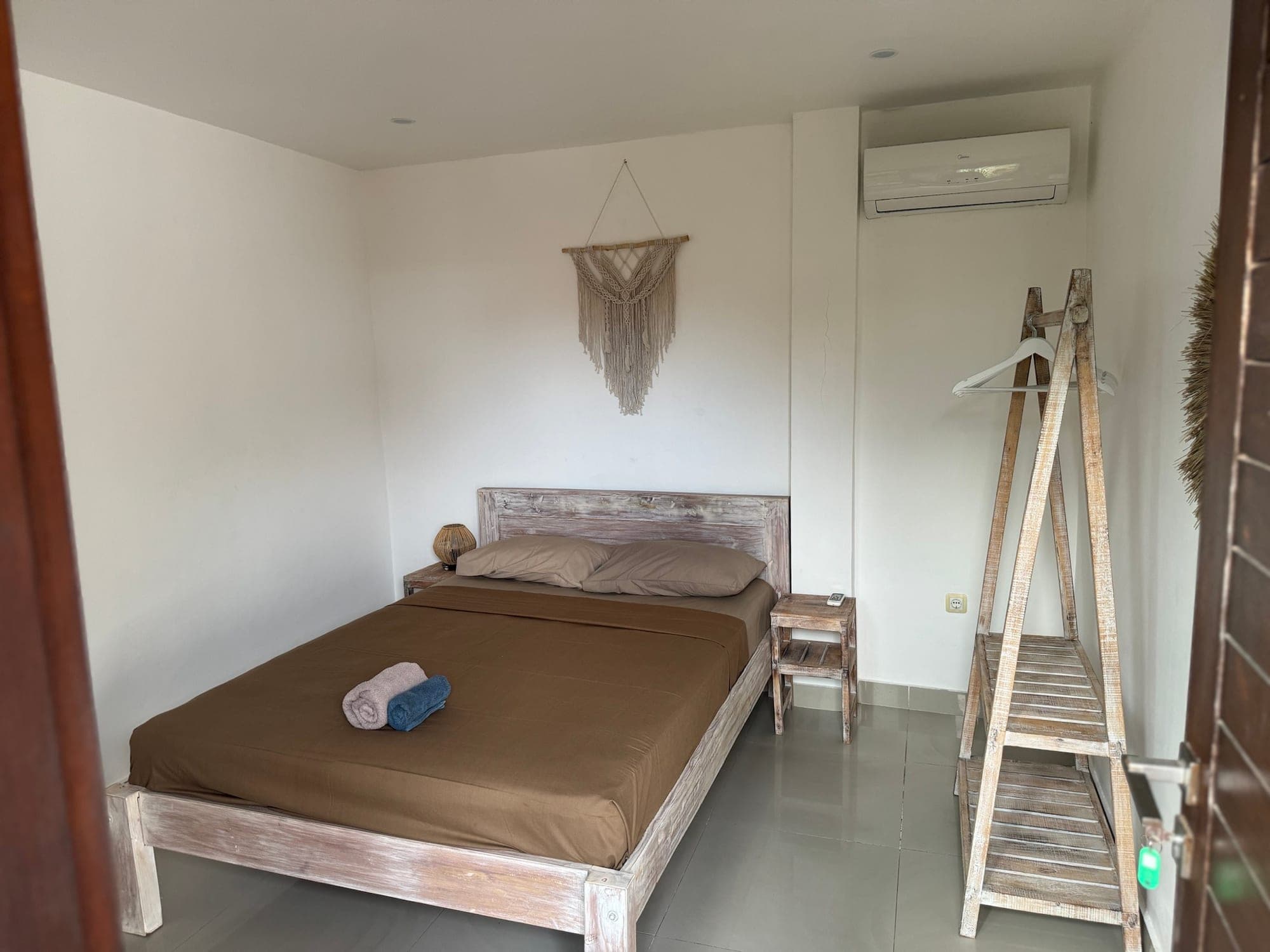 Surf Bali Villa — Room with shared bathroom 3