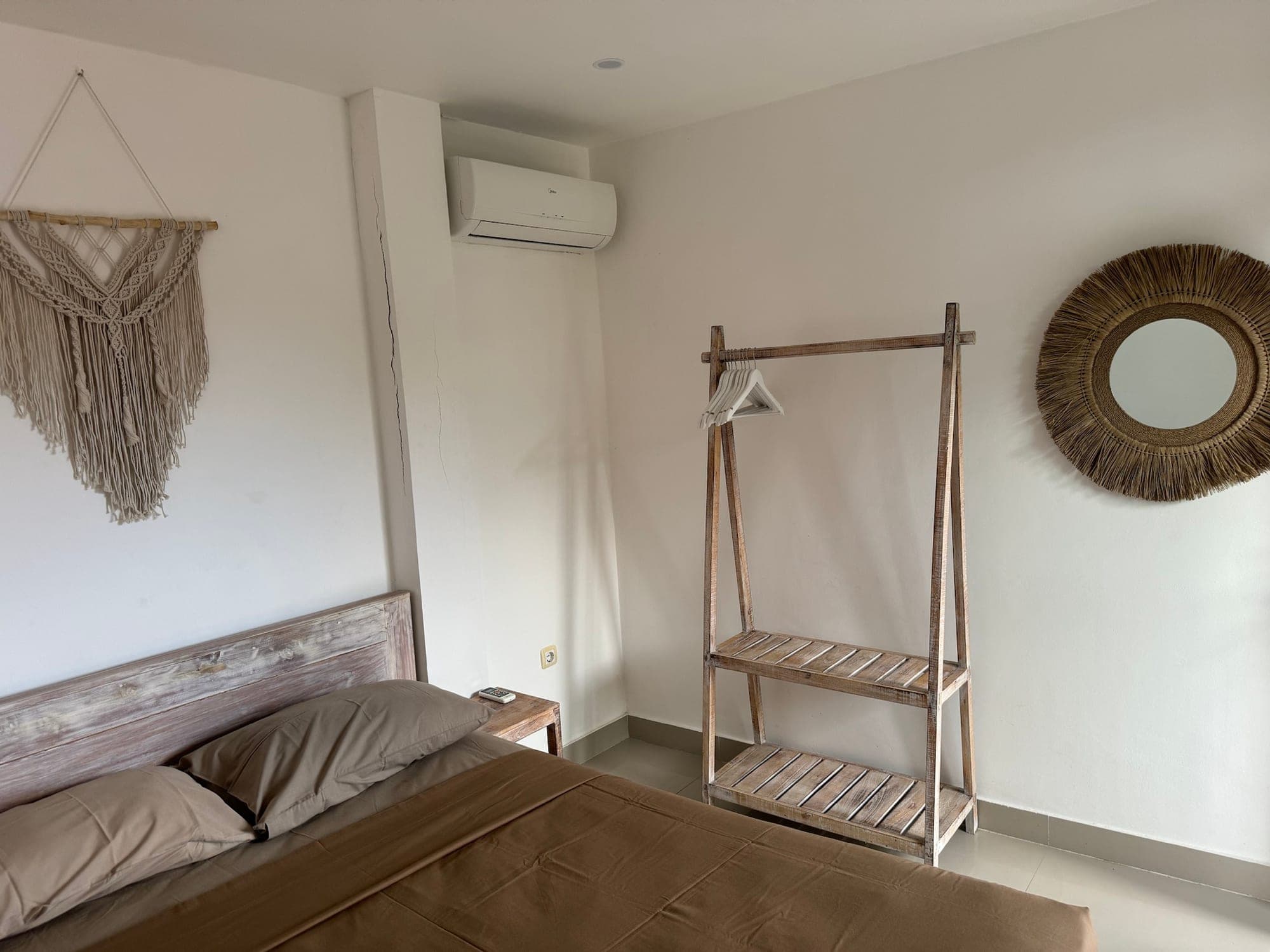 Surf Bali Villa — Room with shared bathroom 3
