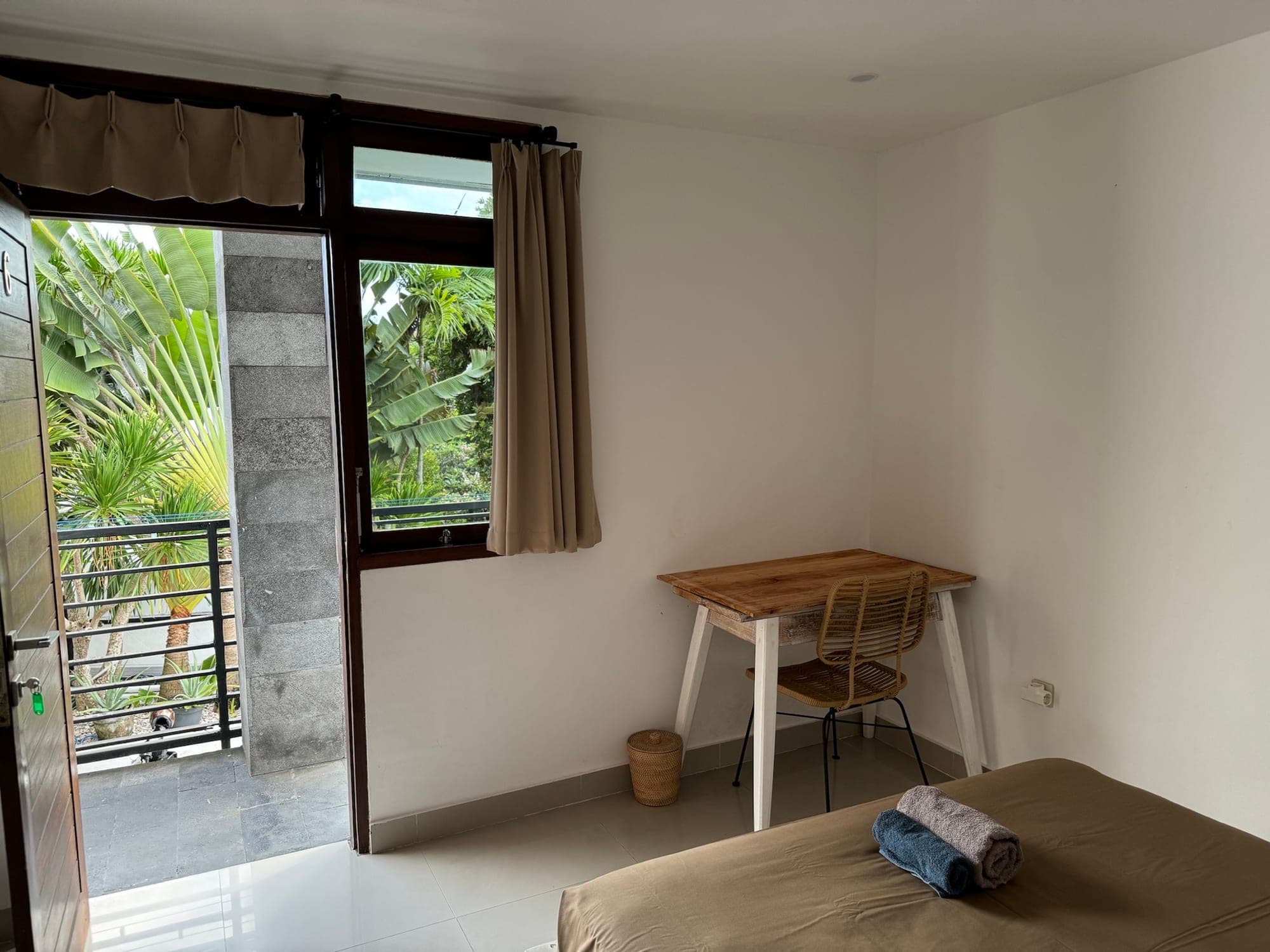 Surf Bali Villa — Room with shared bathroom 3